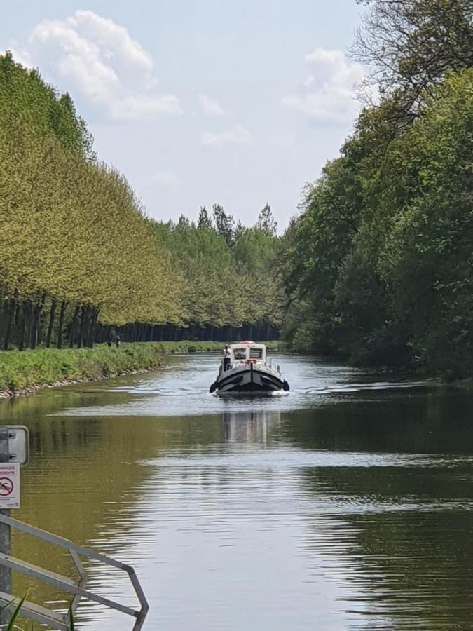 Aux Lits Du Canal Josselin Ngoại thất bức ảnh